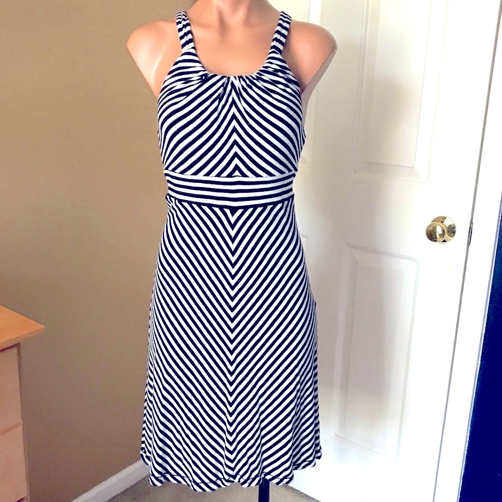 Max Studio Sleeveless Dress